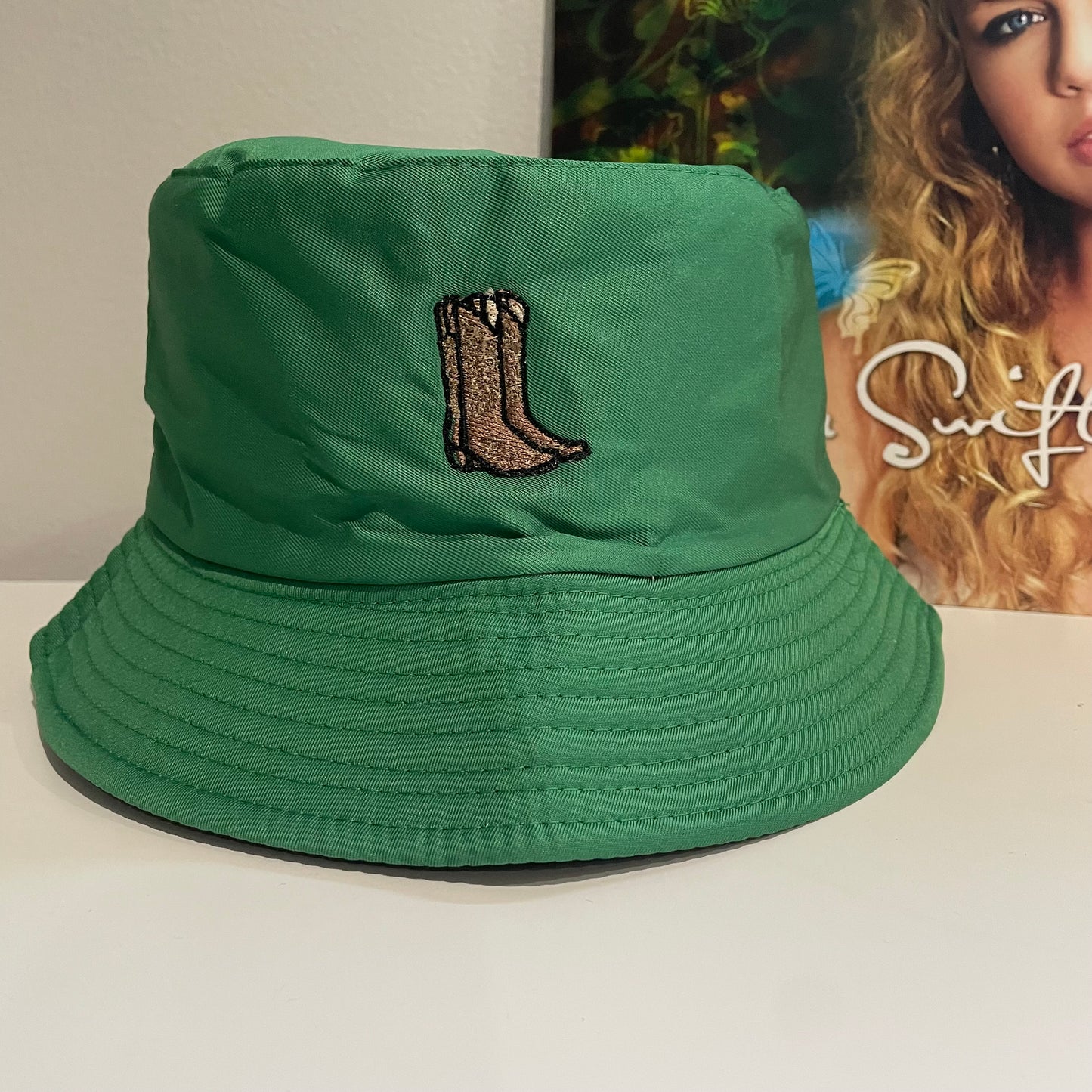 Debut Embroidered Bucket Hat